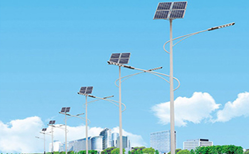 北方冬季库车太阳能路灯的保养要点