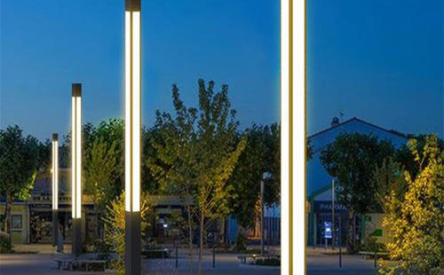 太阳能库车景观灯定制常见问题与解决方案