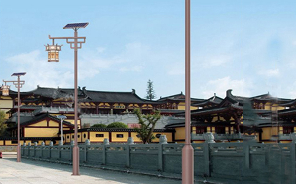 抗风型库车太阳能路灯：保障稳定照明不受风害