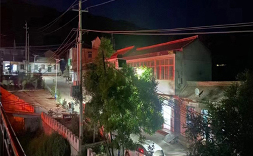 库车太阳能路灯在暴雪天气下的应对策略 库车太阳能路灯在暴雪天气下的应对策略