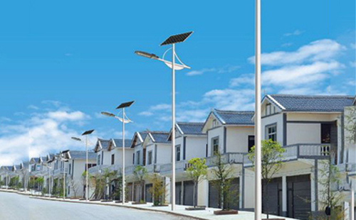 库车太阳能路灯配置与在乡村道路照明中的应用